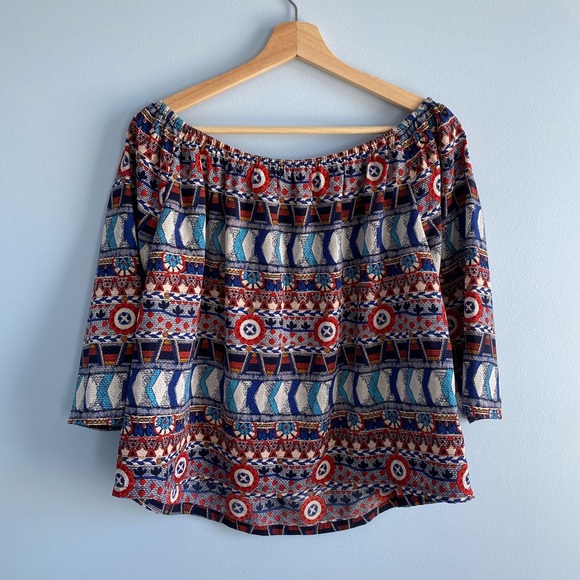 Collective Concepts Off The Shoulder Top - Picture 2 of 4